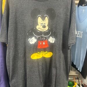 Gray Mickey Mouse Graphic T-Shirt size XXL